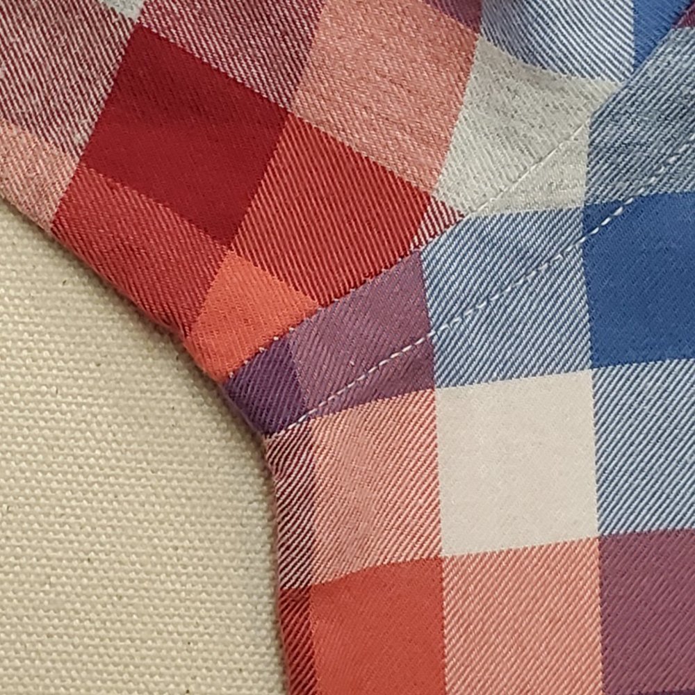 UNTUCKit Flannel Button Down L - Picture 6 of 6